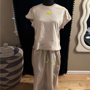 Adidas Cream and Neon Yellow Outfit